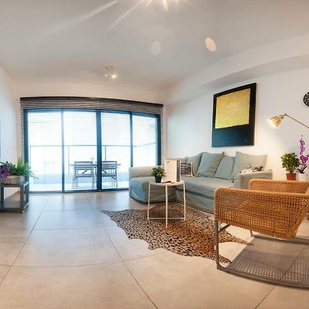 Luxury 2 Bedrooms Apartments Rothschild + Balcony テル・アビブ エクステリア 写真
