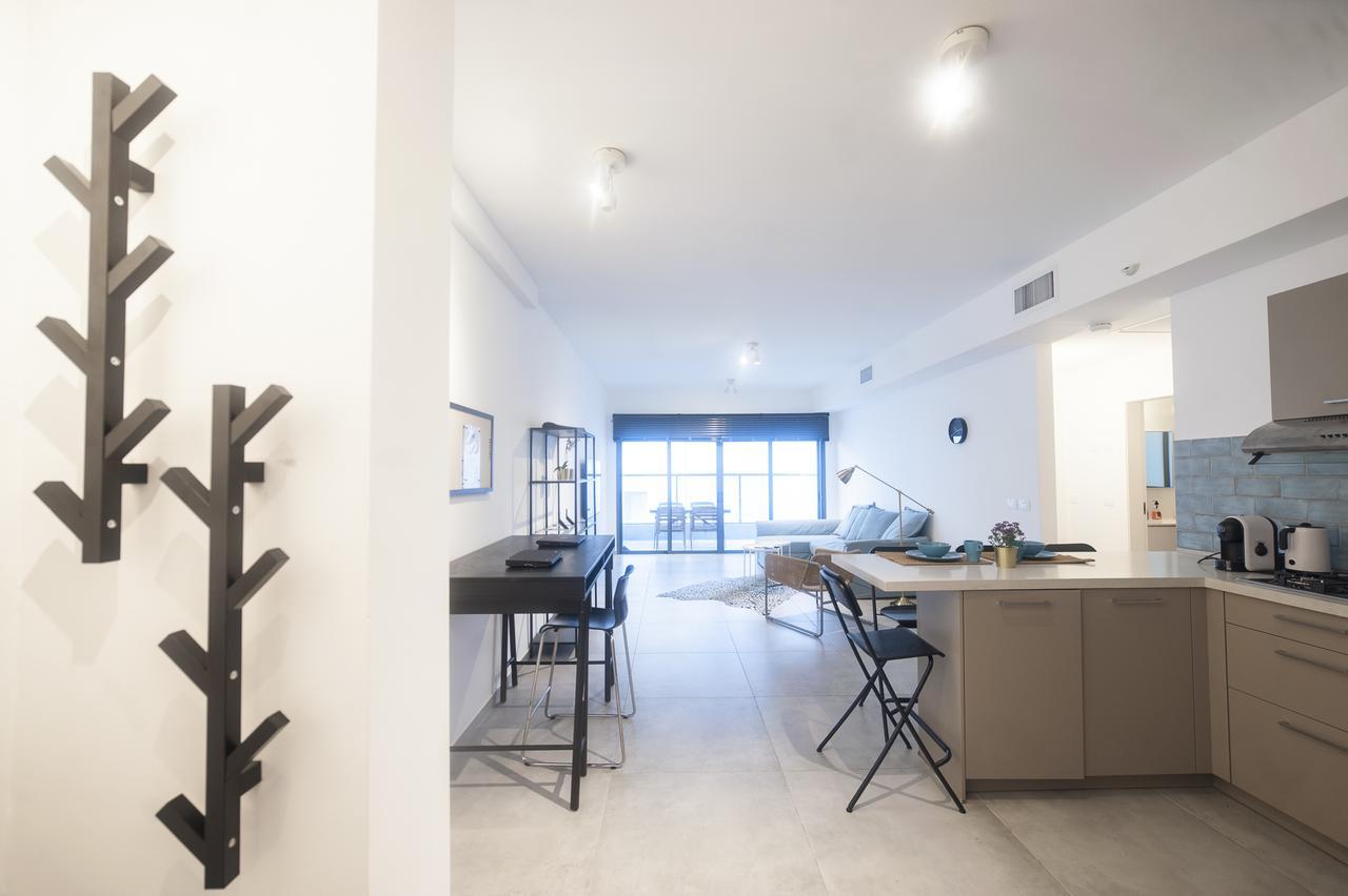 Luxury 2 Bedrooms Apartments Rothschild + Balcony テル・アビブ エクステリア 写真
