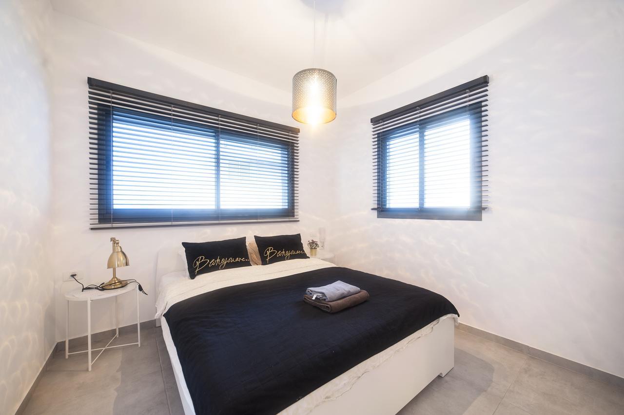 Luxury 2 Bedrooms Apartments Rothschild + Balcony テル・アビブ エクステリア 写真