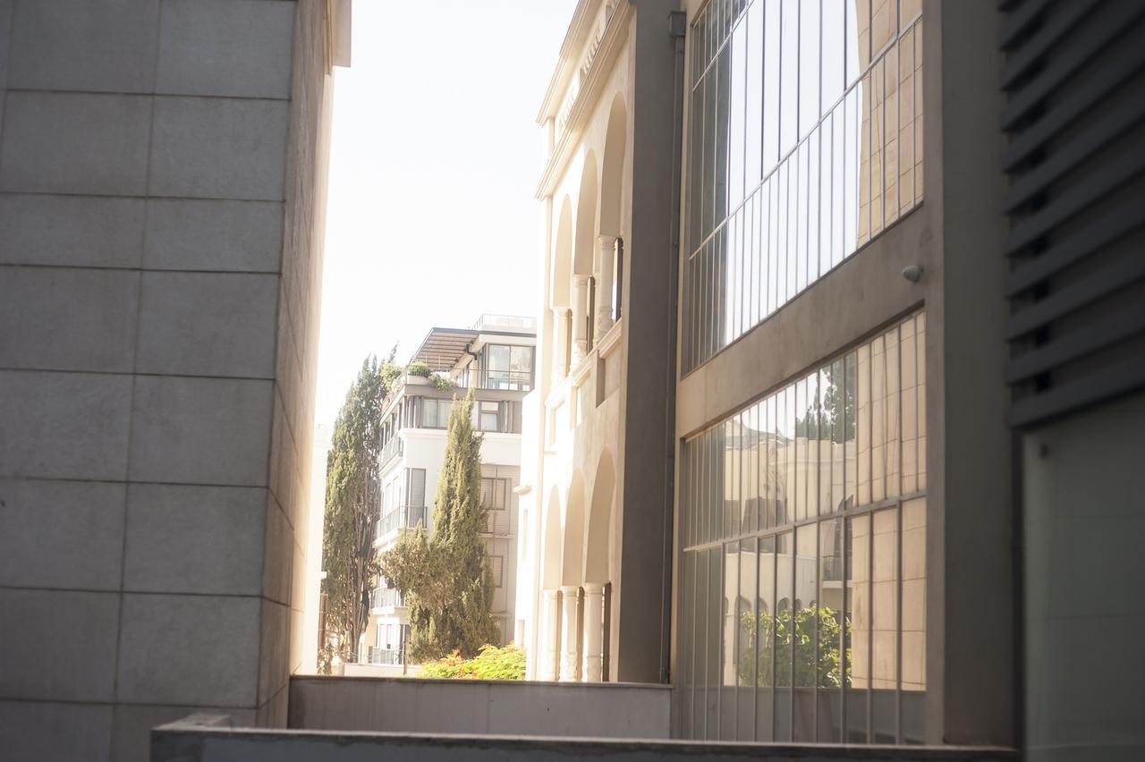 Luxury 2 Bedrooms Apartments Rothschild + Balcony テル・アビブ エクステリア 写真