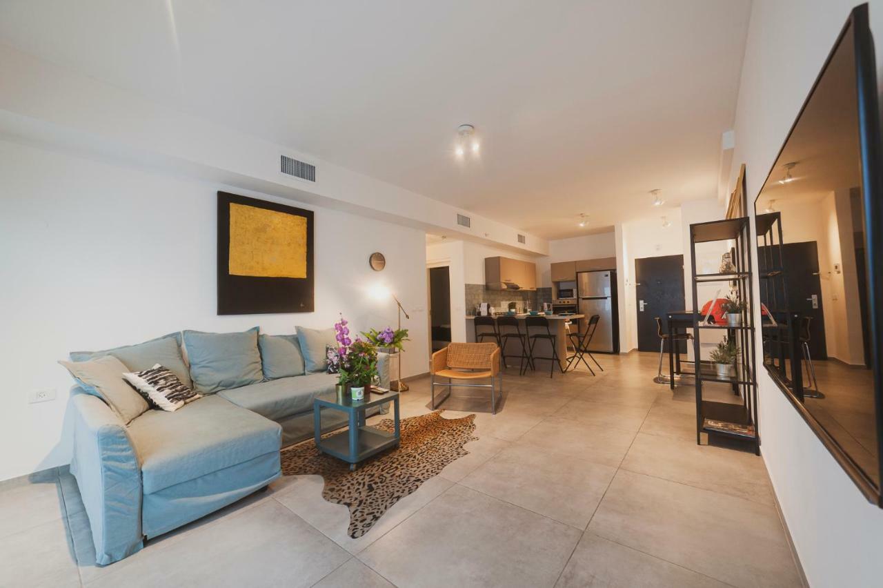 Luxury 2 Bedrooms Apartments Rothschild + Balcony テル・アビブ エクステリア 写真