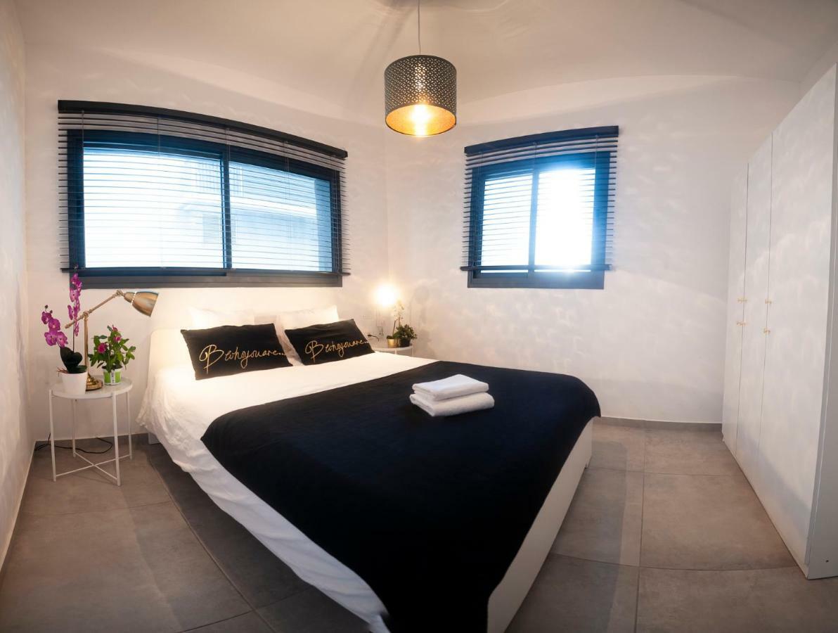 Luxury 2 Bedrooms Apartments Rothschild + Balcony テル・アビブ エクステリア 写真